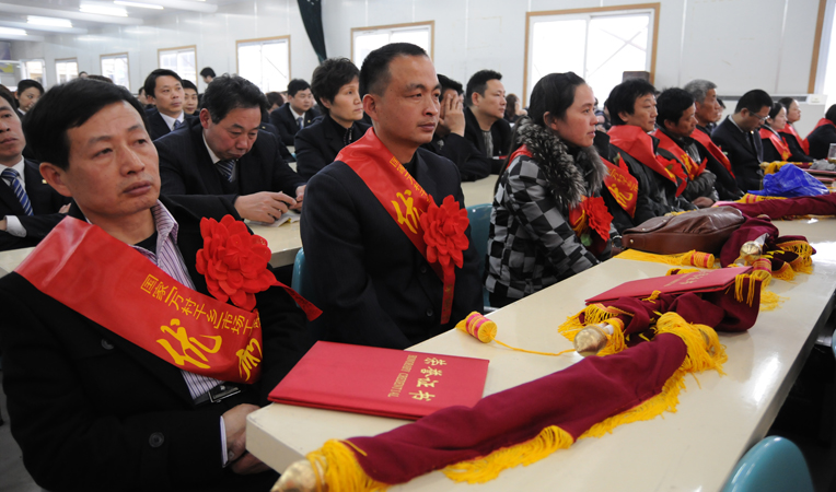 優秀示范店代表臺下就坐